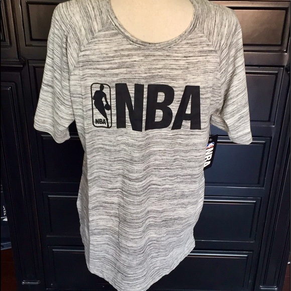 NBA Crewneck T-shirt - Picture 2 of 4